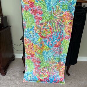 Lilly Pulitzer Tropical beach towel NWT